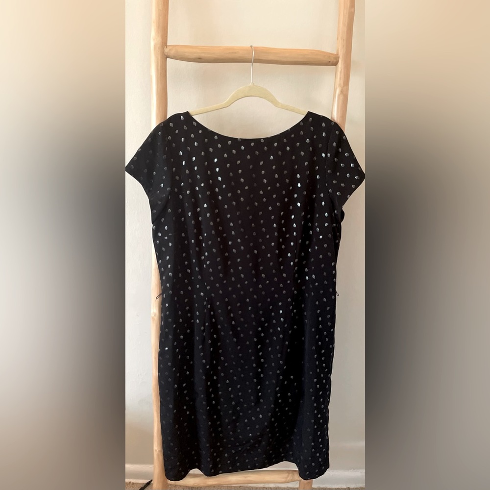 Jaclyn Smith Anniversary Collection size 18 knee length dress